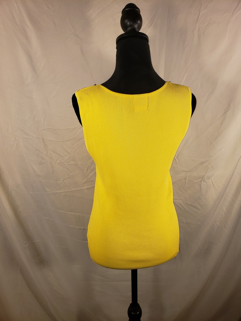 Ruby Rd. Yellow Embellished Ribbed Tank - M - Picture 5 of 6
